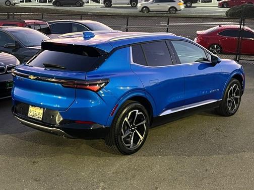 2025 Chevrolet Equinox EV LT