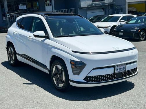 Atlas White 2024 Hyundai KONA EV Limited