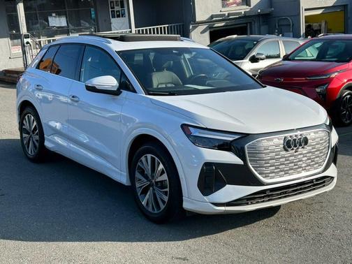 2023 Audi Q4 e-tron Premium Plus 40 RWD