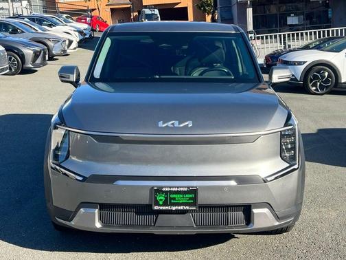 2024 Kia EV9 Light Long Range
