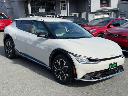 Glacier 2023 Kia EV6 Wind