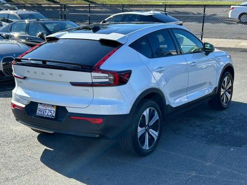 2023 Volvo C40 Recharge Pure Electric Twin Plus