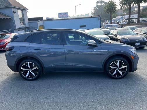 2023 Volkswagen ID.4 AWD Pro S Plus