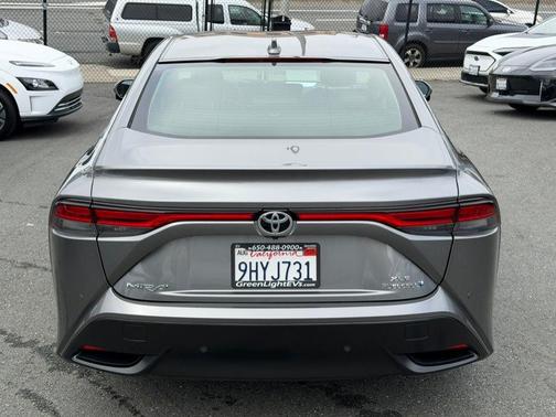 2023 Toyota Mirai Base