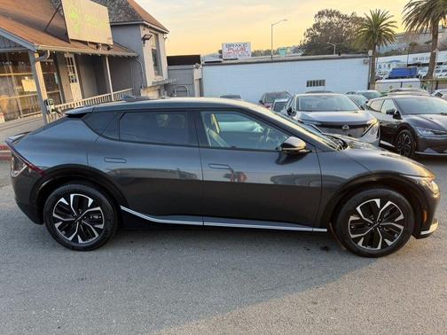 2024 Kia EV6 Wind