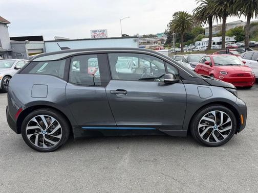 Mineral Gray Metallic w/BMW i Frozen Blue Accent 2018 BMW i3 94 Ah