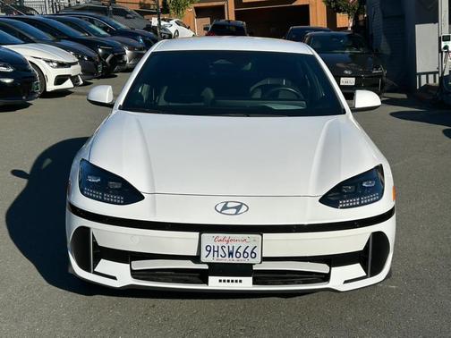 2023 Hyundai IONIQ 6 SEL