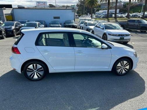 2015 Volkswagen e-Golf SEL Premium