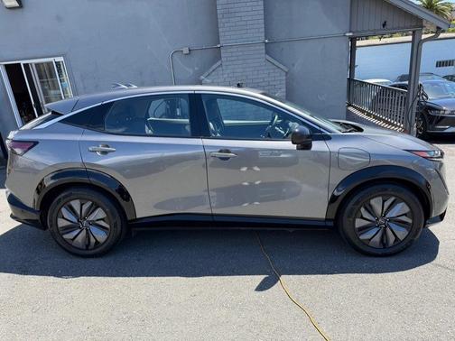 Boulder Gray Pearl 2023 Nissan ARIYA EMPOWER+