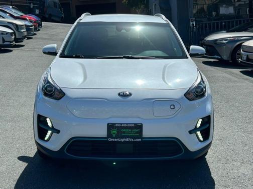 Snow White Pearl 2021 Kia Niro EV EX