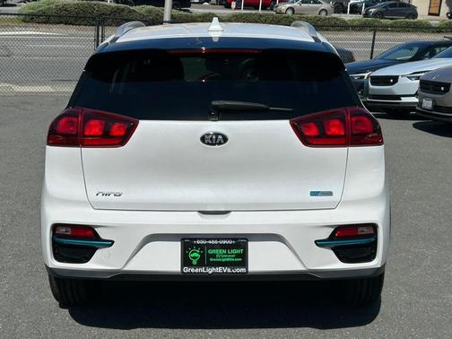 Snow White Pearl 2021 Kia Niro EV EX