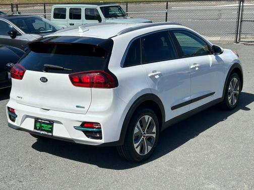 Snow White Pearl 2021 Kia Niro EV EX