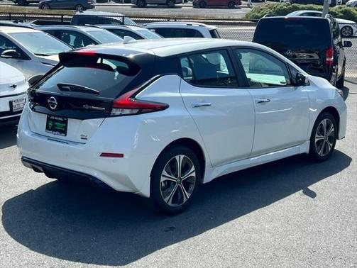 2022 Nissan Leaf SV PLUS 62 kWh