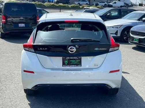 2022 Nissan Leaf SV PLUS 62 kWh