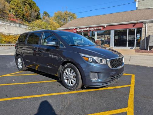 2016 Kia Sedona LX