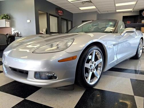 2005 Chevrolet Corvette Base