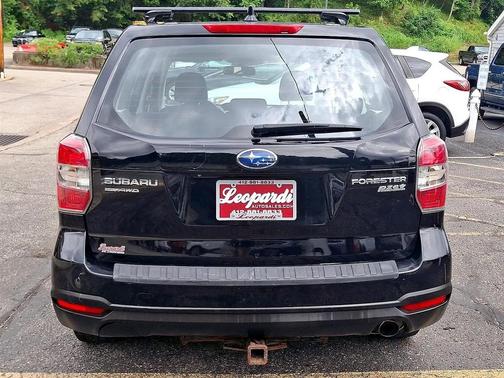 2016 Subaru Forester 2.5i