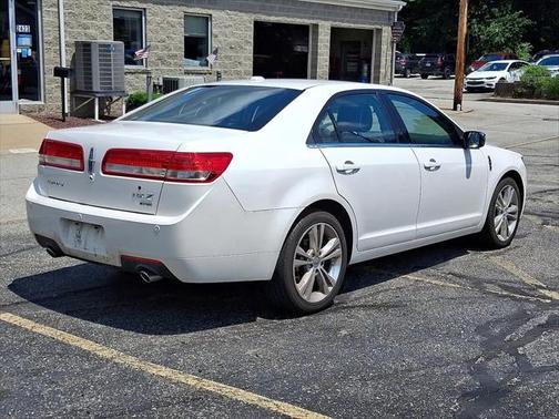 2012 Lincoln MKZ Base