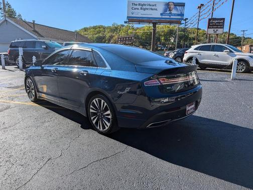 2017 Lincoln MKZ Base