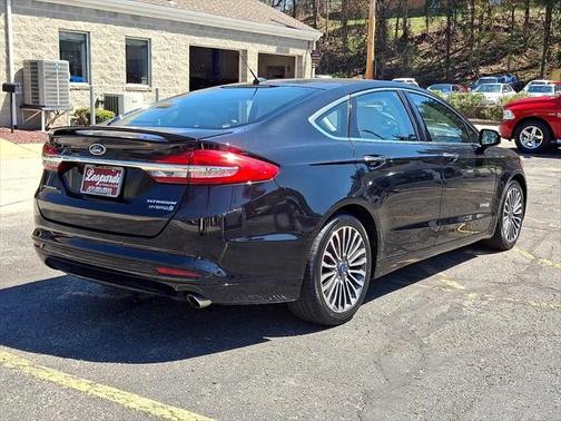 2017 Ford Fusion Hybrid Titanium