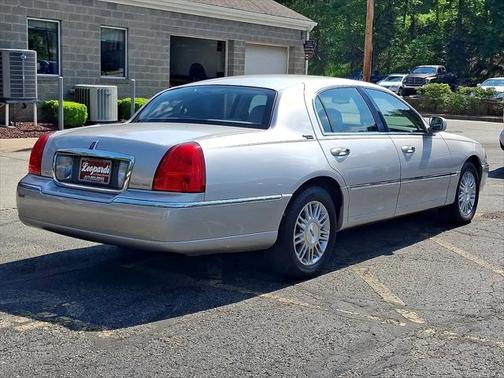 2009 Lincoln Town Car Signature