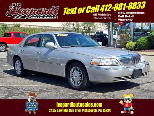 2009 Lincoln Town Car Signature