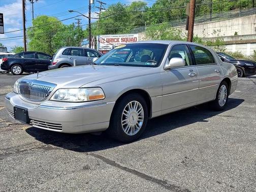 2009 Lincoln Town Car Signature