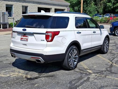 2017 Ford Explorer Platinum