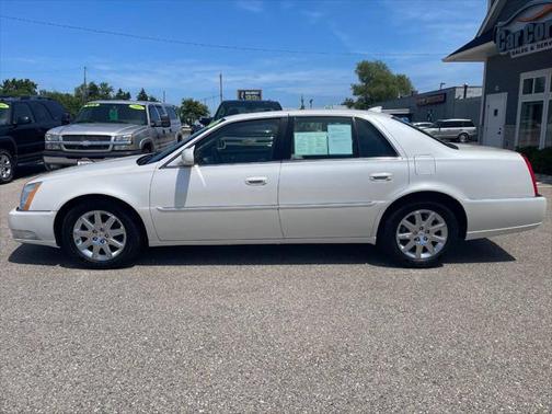 2011 Cadillac DTS Premium Collection