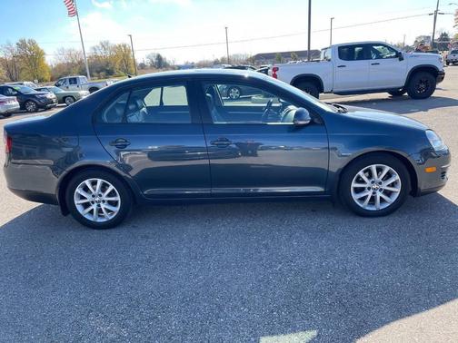 2010 Volkswagen Jetta Limited Edition