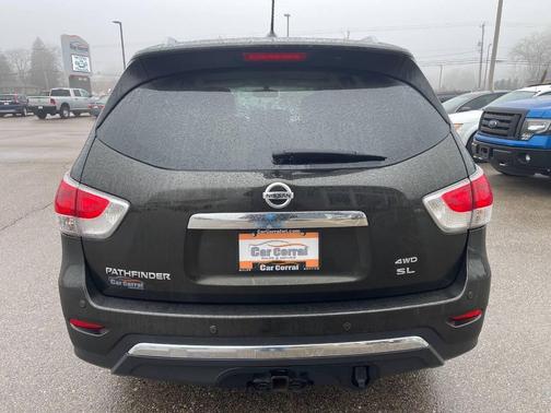 2015 Nissan Pathfinder SL
