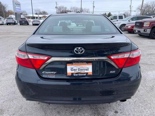 2015 Toyota Camry SE
