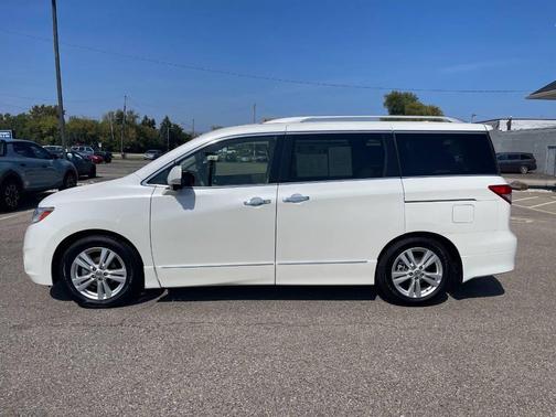 2014 Nissan Quest LE