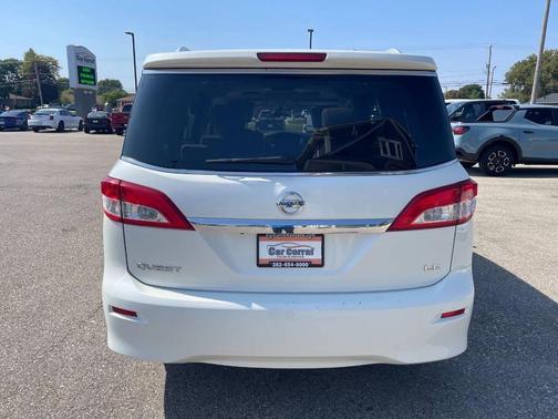 2014 Nissan Quest LE