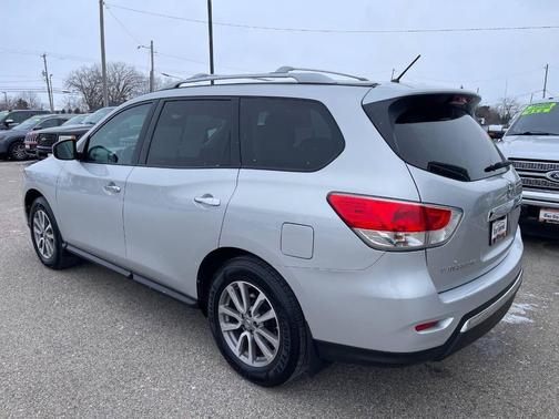 2015 Nissan Pathfinder S
