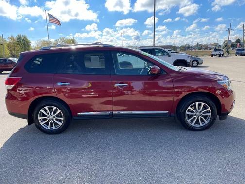 2015 Nissan Pathfinder SL
