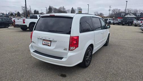 2016 Dodge Grand Caravan R/T