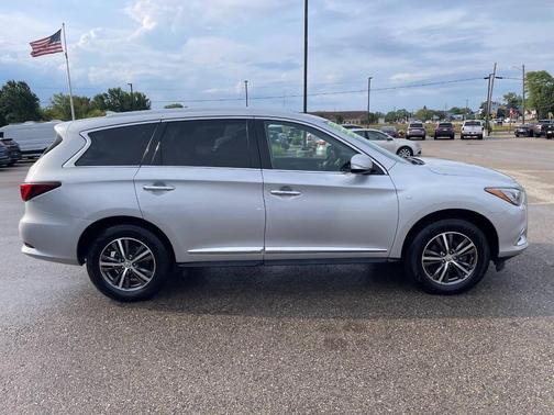 2016 INFINITI QX60 Base