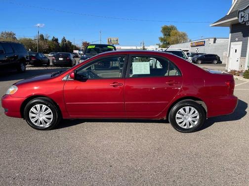2005 Toyota Corolla LE