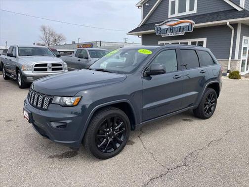 2017 Jeep Grand Cherokee Altitude