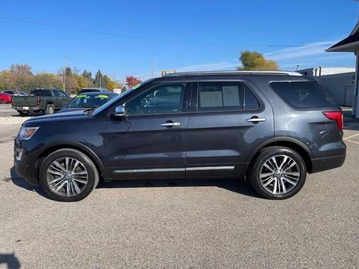 2017 Ford Explorer Platinum