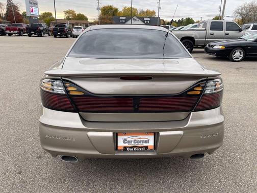 2004 Pontiac Bonneville SLE 4dr Sedan