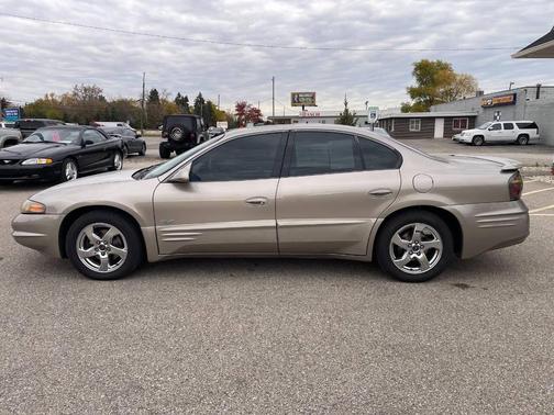 2004 Pontiac Bonneville SLE 4dr Sedan