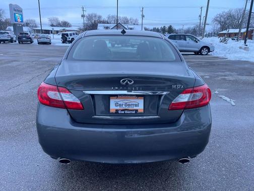 2011 INFINITI M37x Base