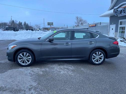 2011 INFINITI M37x Base