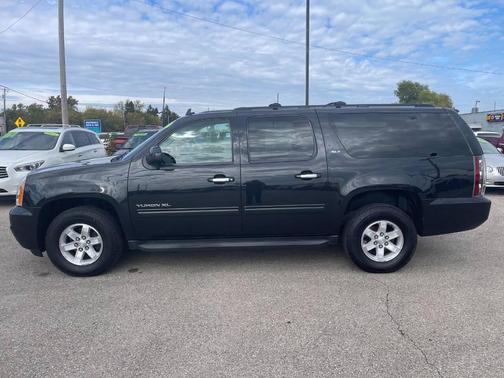 2013 GMC Yukon XL 1500 SLT
