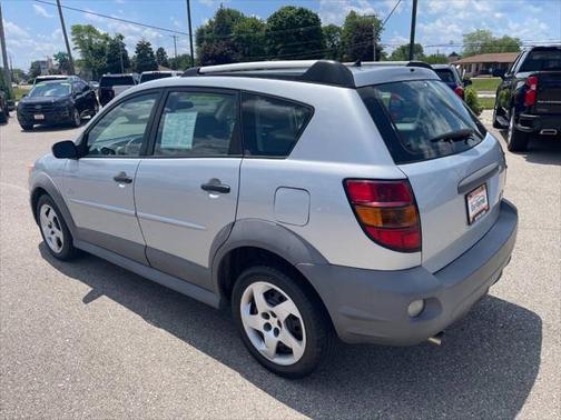 2008 Pontiac Vibe Base