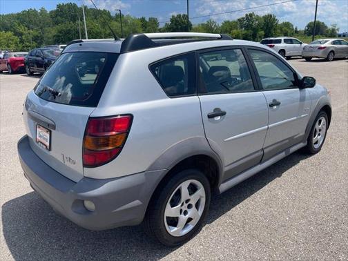 2008 Pontiac Vibe Base