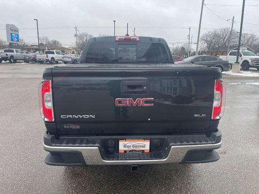 2017 GMC Canyon SLE