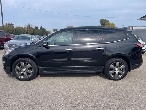 2017 Chevrolet Traverse 2LT